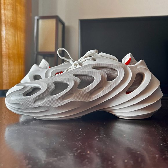 Adidas AdiFOM Q Sneakers Size 9 Men's Off White/Aluminum NEW with box - Picture 12 of 16